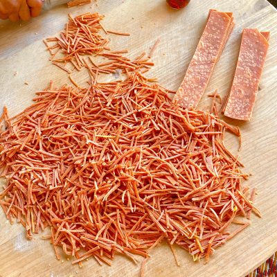 1 Kg Havuçlu Erişte